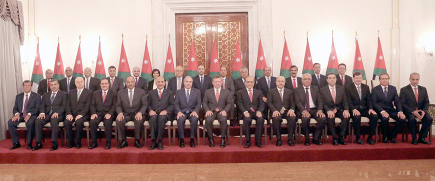 Mulki’s new government sworn in | Jordan Times