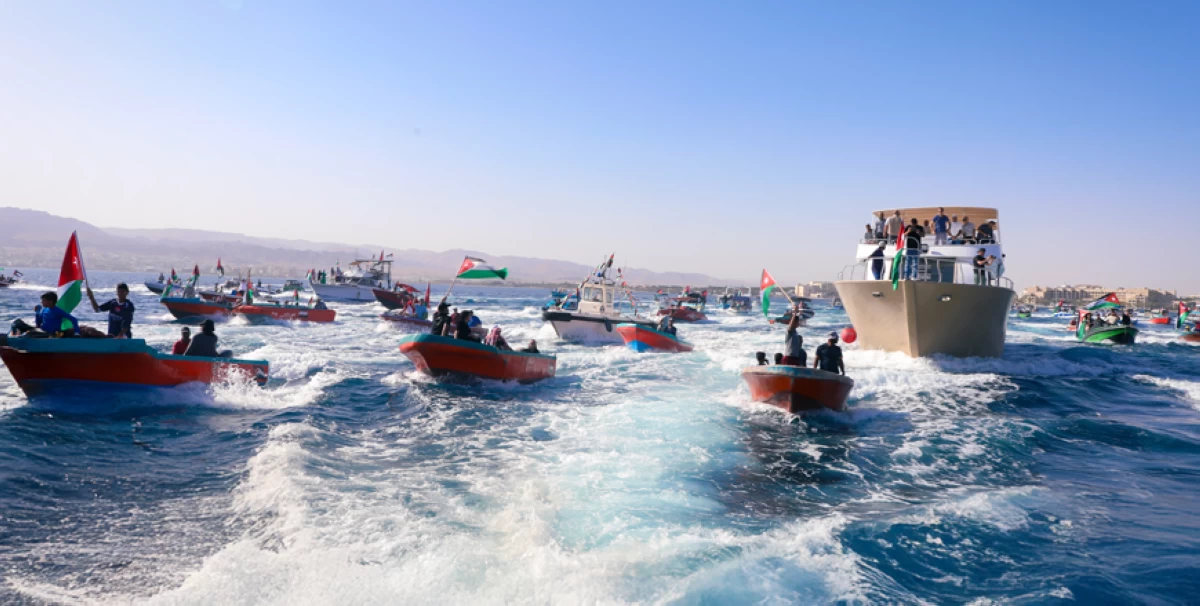As part of celebrations marking Jordan’s 79th Independence Day, the Gulf of Aqaba organises a festive boat parade led by the Naval Force and Royal Boats (Photo courtesy of Aqaba Special Economic Zone Authority)