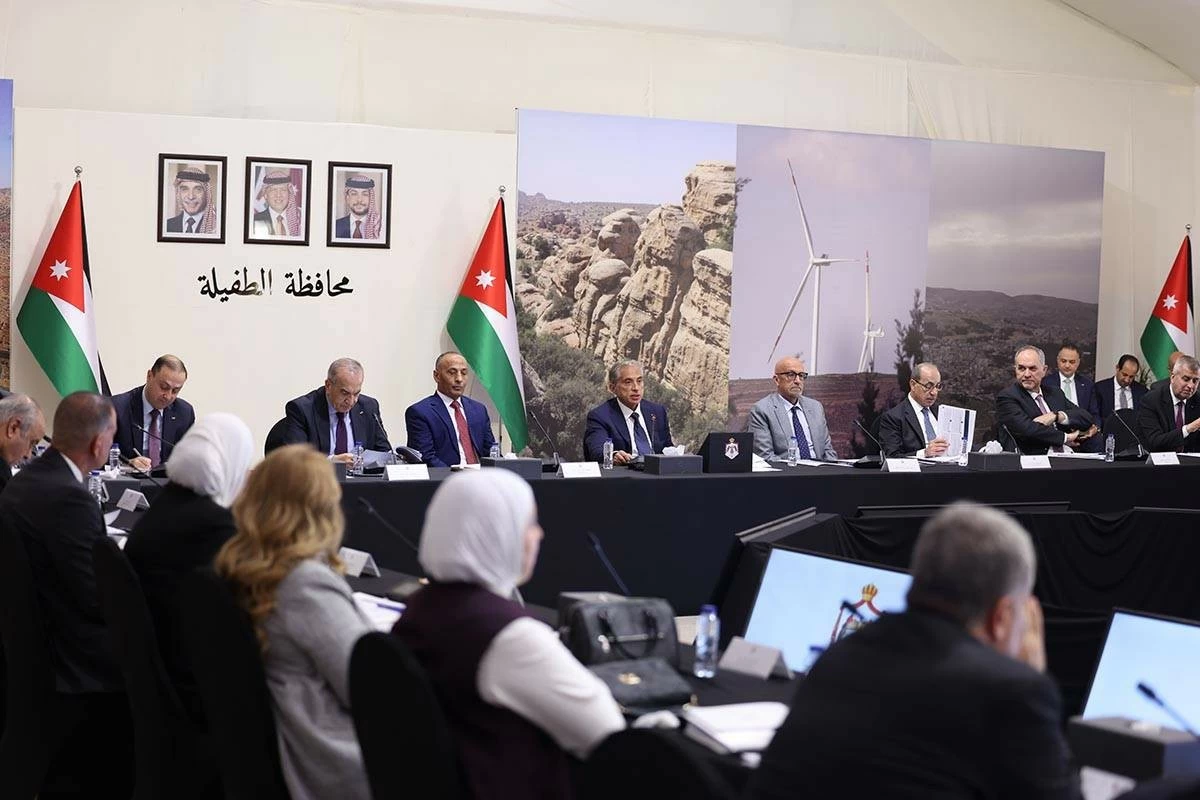 The Cabinet approves a package of investment incentives for the Tafileh Industrial Estate aimed at attracting businesses and creating job opportunities for local residents
(Petra photo)
