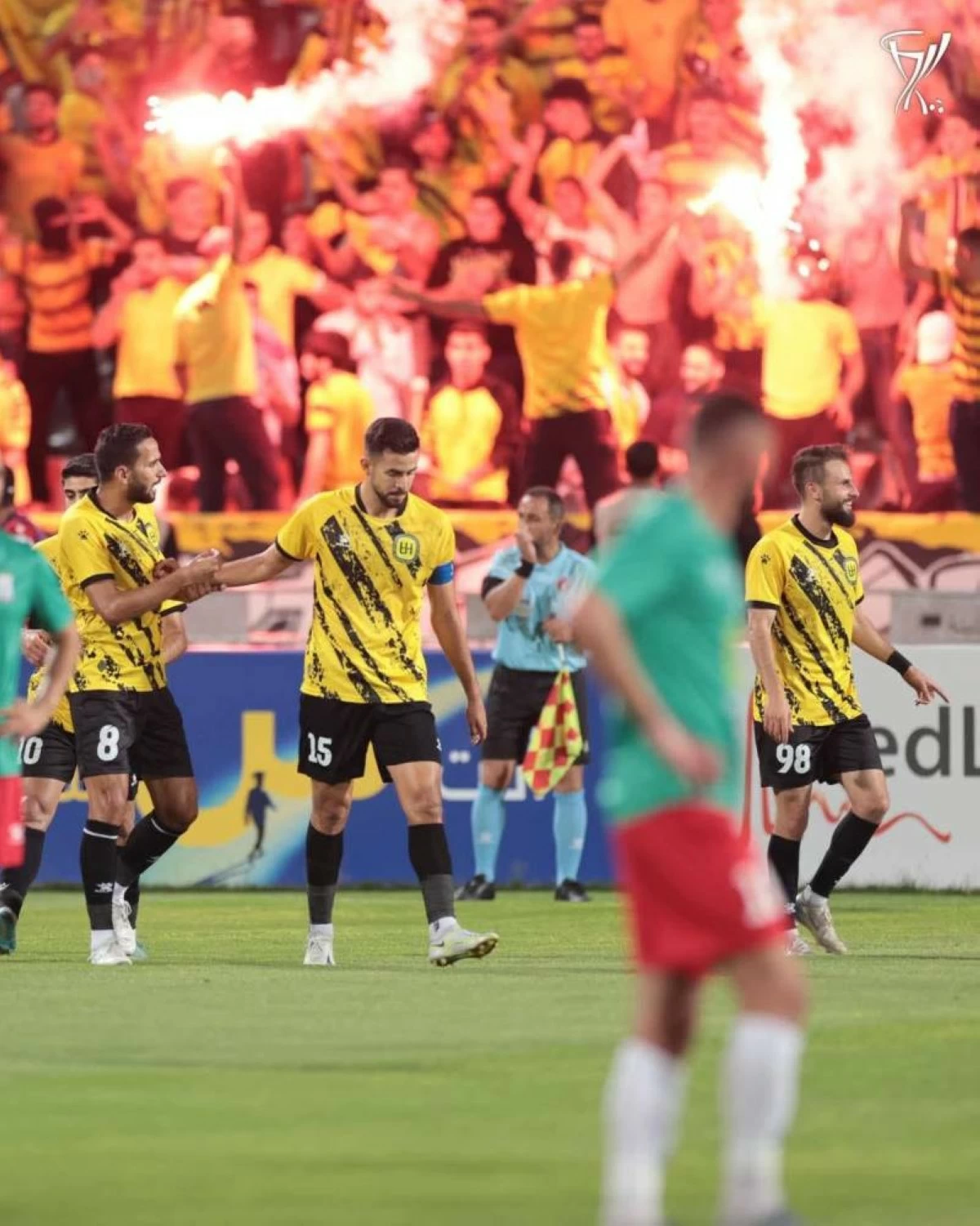 Al Hussein players and fans celebrating Rizziq Bani Hani goal (Photo courtesy of CFI Jordanian Pro League)