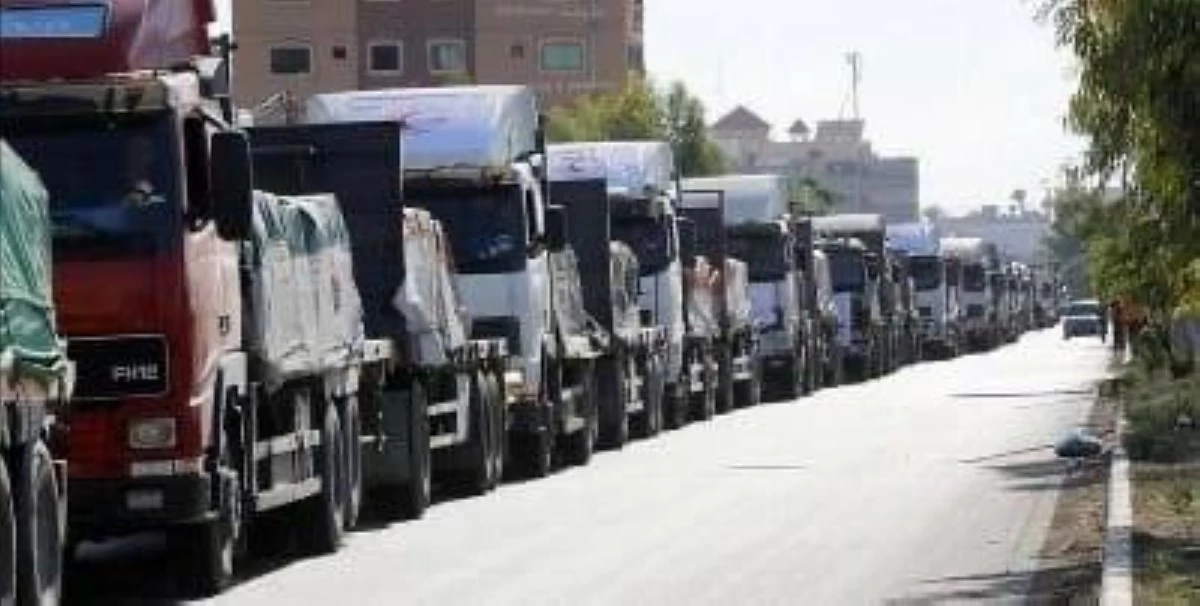 Secretary-General of the Jordan Hashemite Charity Organisation (JHCO) Hussein Shibli says that thirty-five out of 120 aid trucks dispatched from Jordan entered the Gaza Strip this week
(JT file)