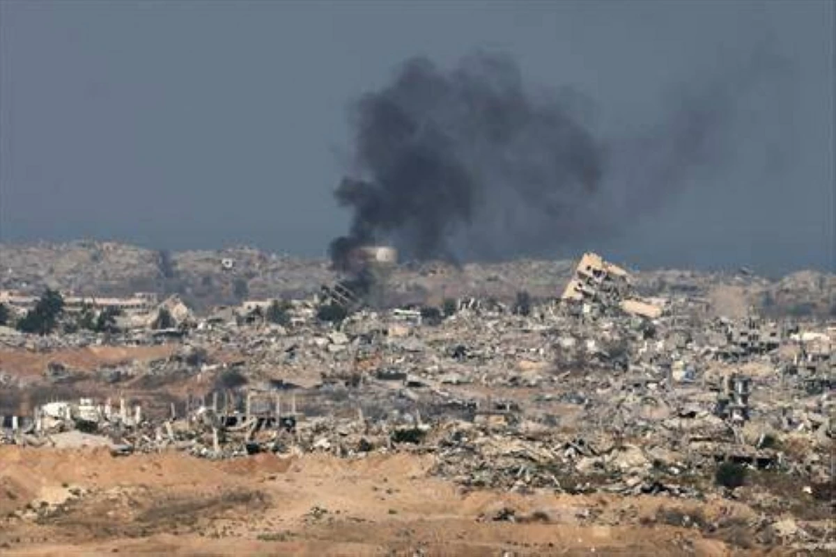 This picture taken from a position at Israel's border with the Gaza Strip shows smoke billowing amid Israeli bombardment of the besieged Palestinian territory on September 16, 2025 (AFP photo)