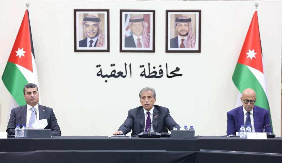 Prime Minister Jafar Hassan on Thursday reiterates that Aqaba would serve as a gateway for some of Jordan’s most strategic national projects
(Photo courtesy of Prime Ministry)