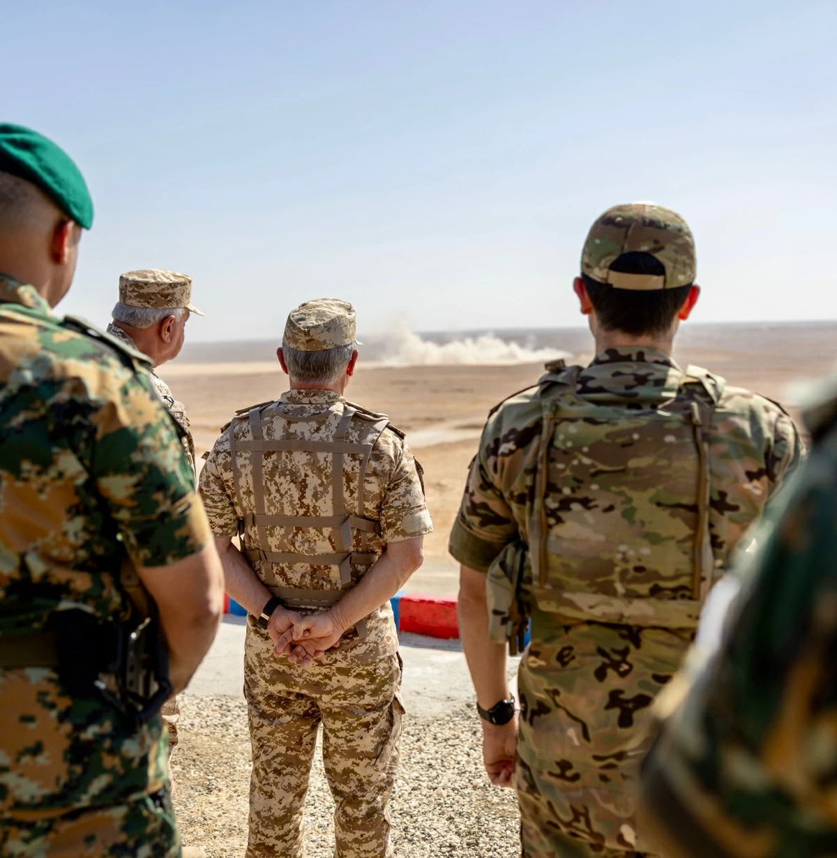 His Majesty King Abdullah, the Supreme Commander of the Jordan Armed Forces-Arab Army, accompanied by HRH Crown Prince Hussein, attend on Monday a military exercise conducted by the Royal Field Air Defence Directorate
(Photos courtesy of Royal Court)