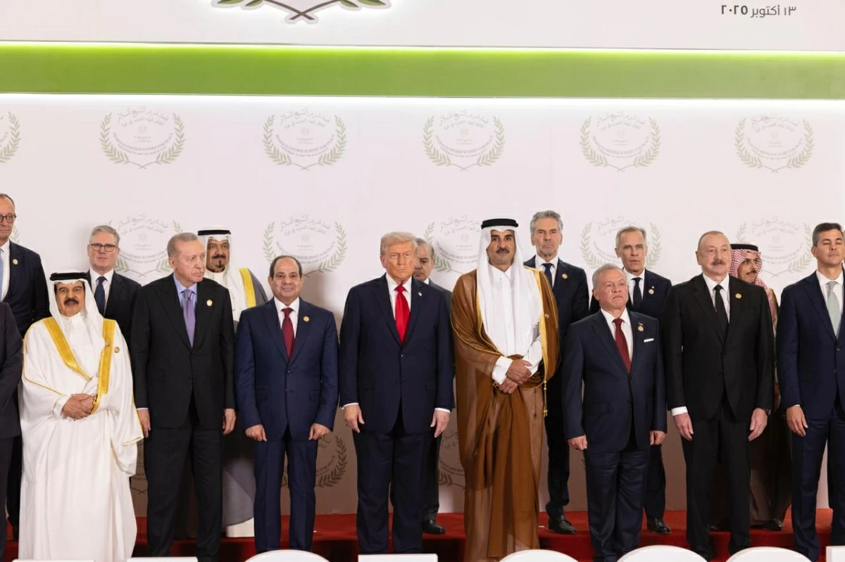 His Majesty King Abdullah on Monday participates in the Sharm El Sheikh Summit for Peace, hosted by Egypt and the United States
(Photo courtesy of Royal Court)