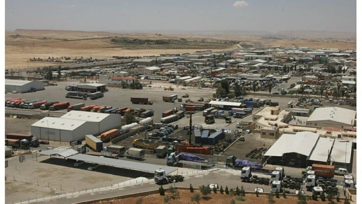 Chairman of the Jordan Industrial Estates Corporation Luai Sihweil on Tuesday says that the completion of the first phase of the Zarqa Industrial Estate reflects the corporation’s commitment to its construction schedule (Photo courtesy of Zarqa Industrial Estate)