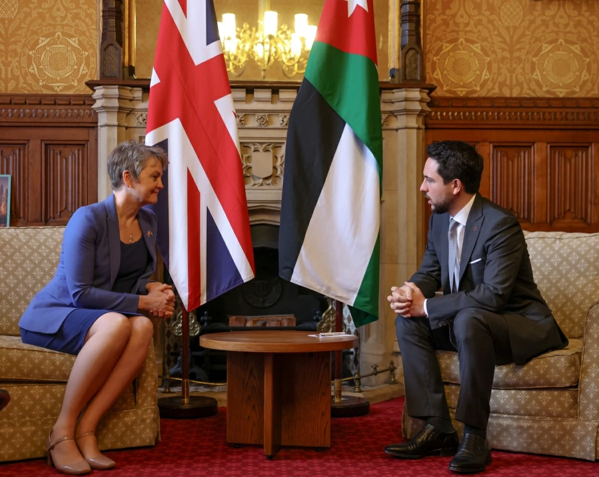 Crown Prince meets with UK foreign secretary | Jordan Times