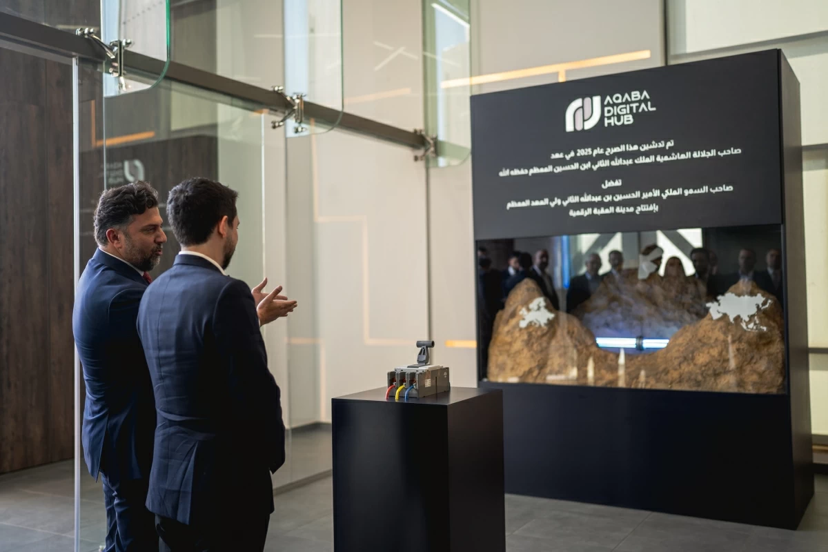 HRH Crown Prince Hussein inaugurates the Aqaba Digital Hub, Jordan’s first fully-integrated digital project, and one of the largest data centres and digital infrastructure hubs in the region
(Photos courtesy of Royal Court)
