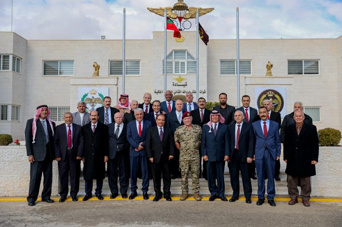 His Majesty King Abdullah, the Supreme Commander of the Jordan Armed Forces-Arab Army, meets on Wednesday with military retirees who served with him in the Special Forces (Photos courtesy of Royal Court)
