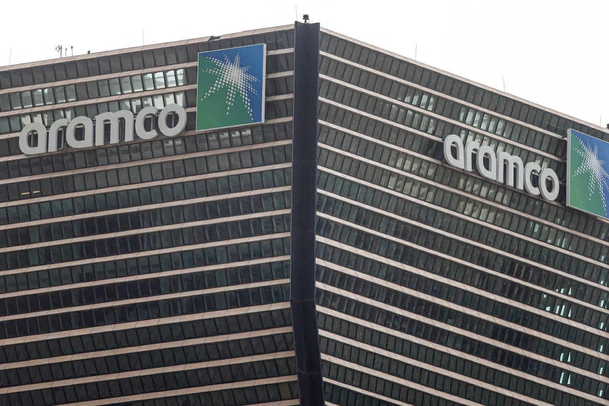 A view of the logo on the ARAMCO headquarter, the national Saudi Arabian Oil Company, towers in the King Abdullah Financial District of Riyadh on March 9, 2026 (AFP photo)