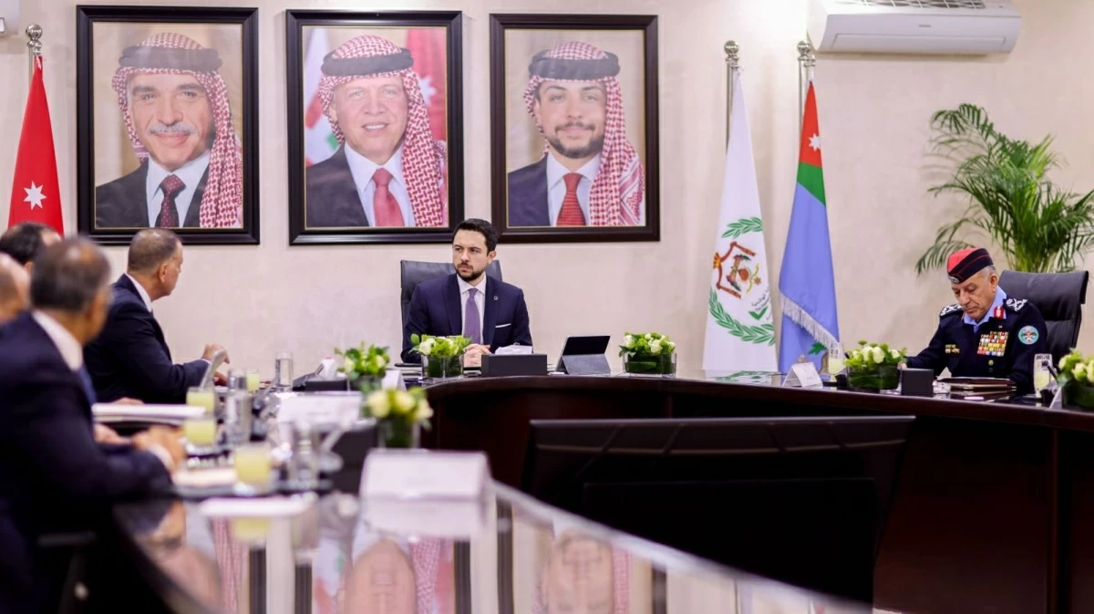 HRH Crown Prince Hussein, during a visit to the Ministry of Interior, emphasises the importance of maintaining interagency coordination during current regional developments

(Photo courtesy of Royal Court)