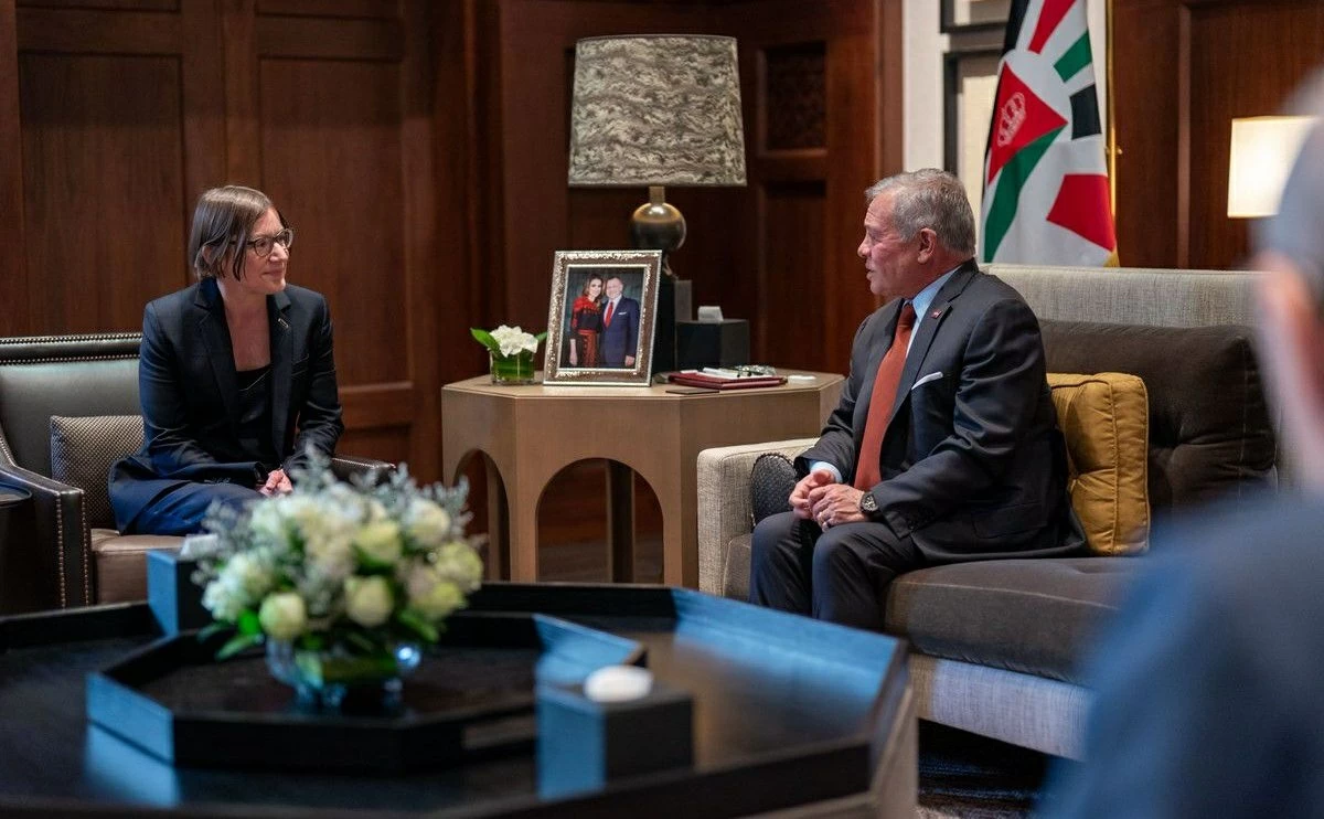 His Majesty King Abdullah receives International Committee of the Red Cross (ICRC) President Mirjana Spoljaric Egger at Al Husseiniya Palace (Photo courtesy of Royal Court)