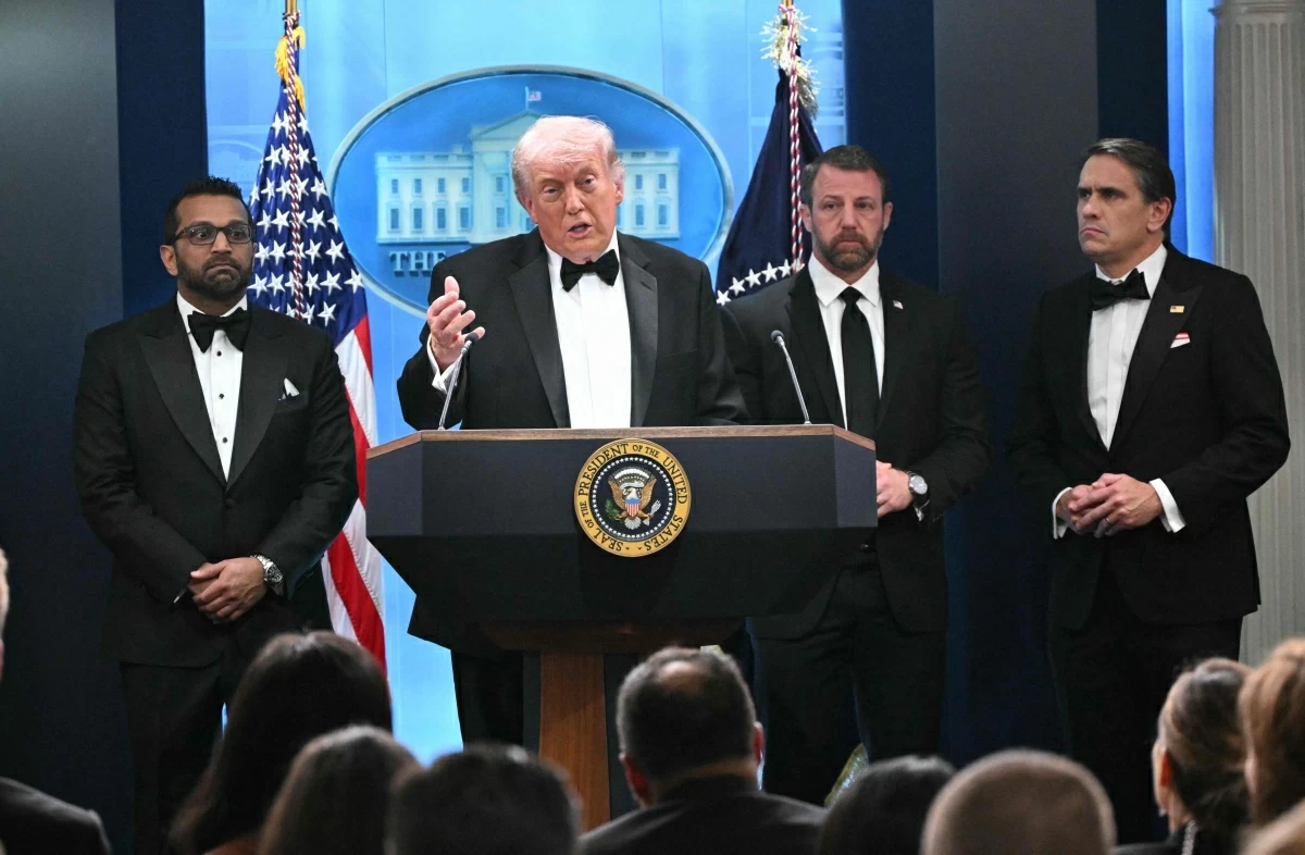US President Donald Trump speaks, flanked by FBI Director Kash Patel US Secretary of Homeland Security Markwayne Mullin, and Acting Attorney General Todd Blanche, during a press briefing in the Brady Briefing Room at the White House in Washington, DC, shortly after a shooting incident at the White House Correspondents’ Dinner on April 25, 2026 (AFP photo)
