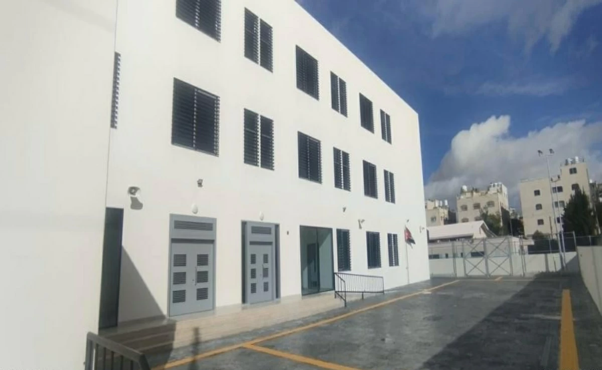Banks’ CSR initiative delivers 19 schools in first phase of JD90m programme