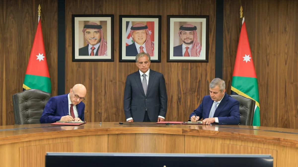 Gov’t signs first $1 billion green ammonia investment agreement