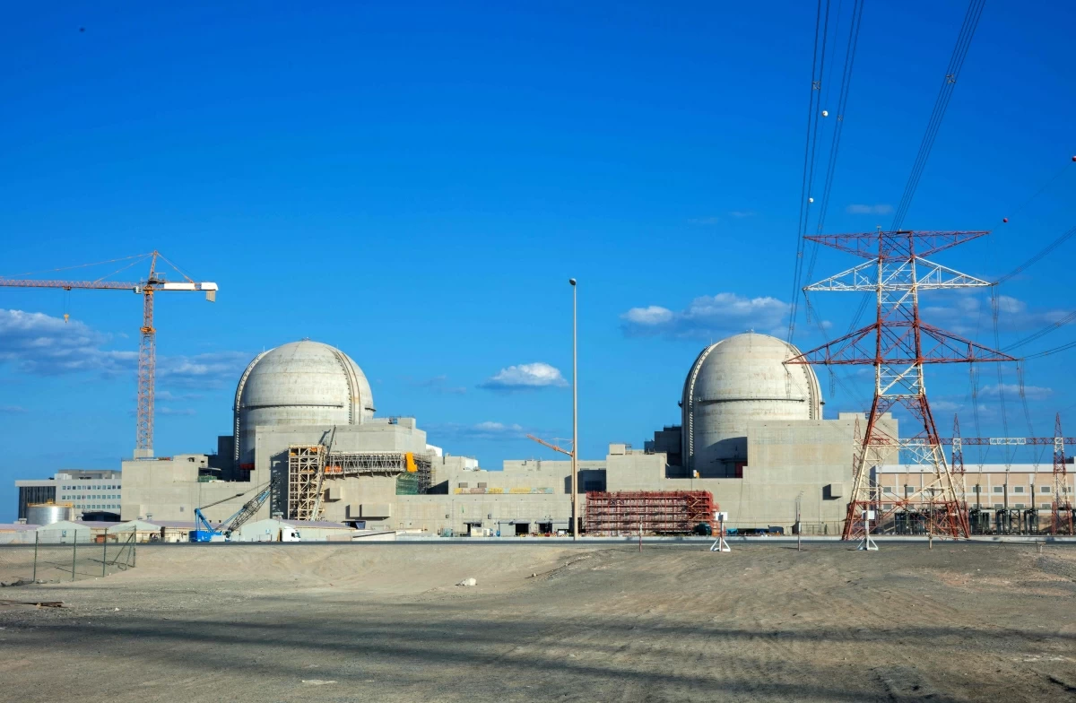 A handout picture obtained from the media office of the Barakah Nuclear Power Plant on February 13, 2020, shows a view of the power plant in the western Al Dhafra Region -formally known as the Gharbiya region- of Abu Dhabi on the Gulf coastline about 50 kilometres west of Ruwais
(AFP photo)
