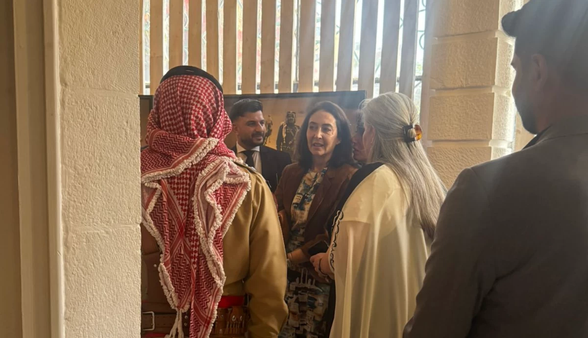 Fotoausstellung beleuchtet Jordaniens königliche Wüstenpatrouille und das ...