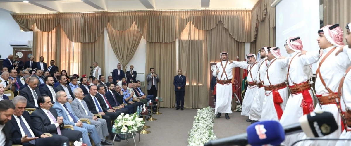 Royal Court Chief Yousef Issawi on Wednesday attends a ceremony hosted by the Queen Noor Aviation University College and the Royal Jordanian Air Academy, marking the 80th Independence Day (Petra photo)