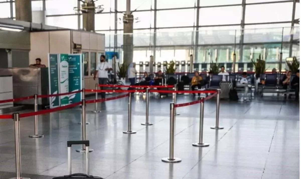 Tehran's international airport has reopened and flights carrying hajj pilgrims from Saudi Arabia have landed, Iranian news agencies reported early Tuesday (AFP photo)