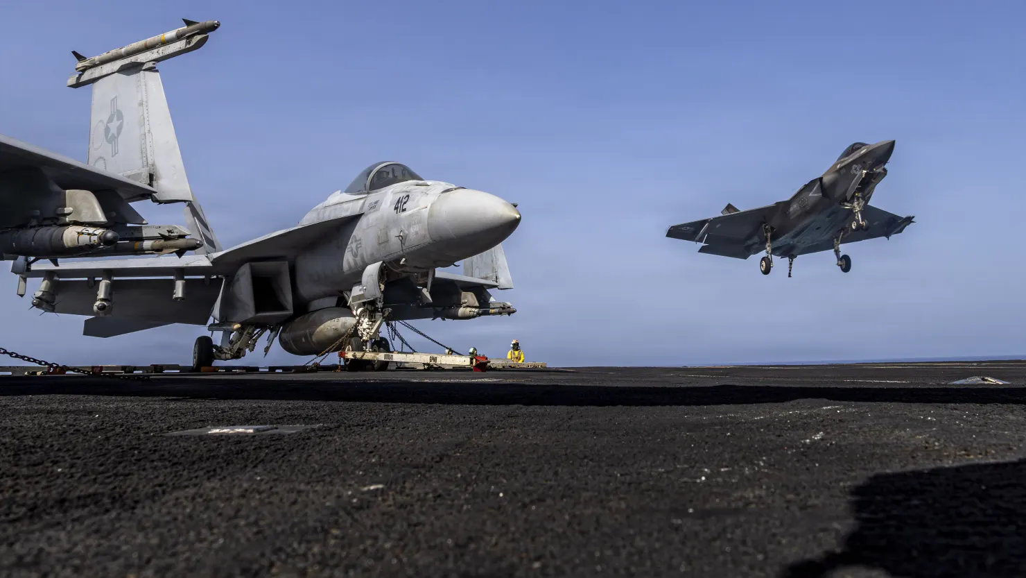 An F-35C Lightning II, attached to Marine Fighter Attack Squadron (VMFA) 314, prepares to make an arrested landing on the flight deck of Nimitz-class aircraft carrier USS Abraham Lincoln (CVN 72), May 25, 2026.
(US CENTCOM photo)