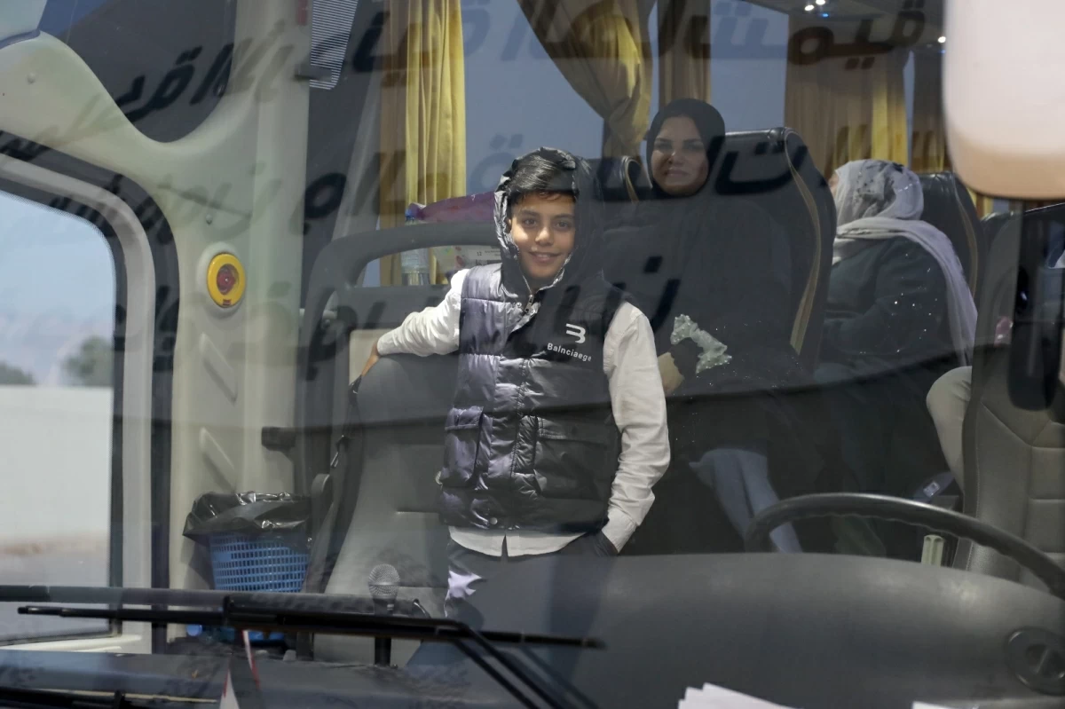 34 Gaza children return home after treatment in Jordan under medical corridor initiative