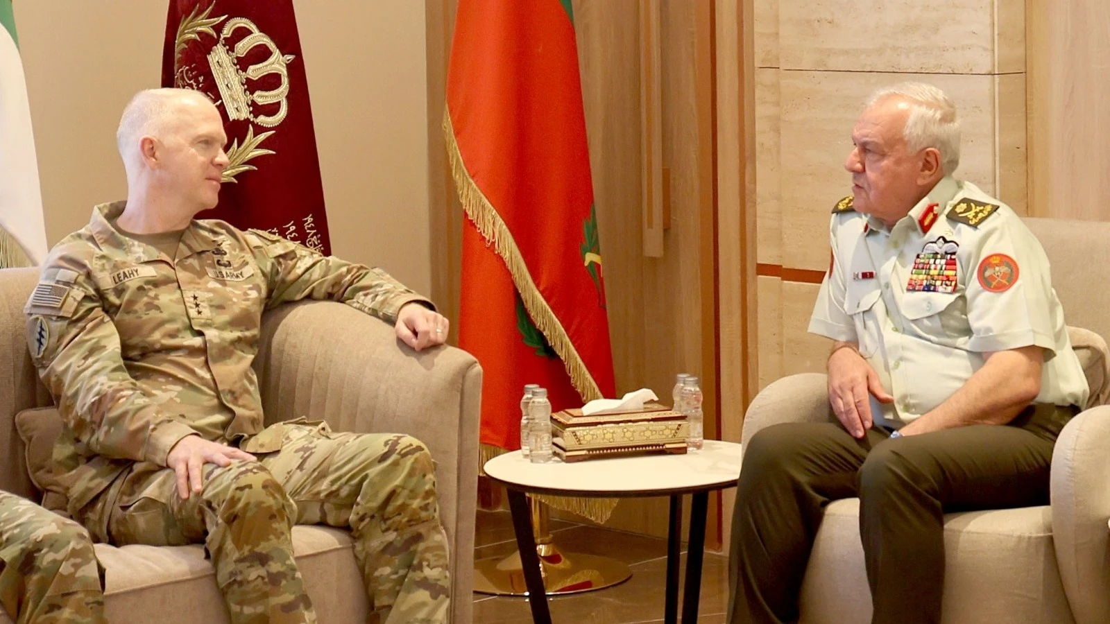 Chairman of the Joint Chiefs of Staff Maj. Gen. Yousef Huneiti on Sunday meets with Commander of US Army Central Lt. Gen. Kevin Leahy (JAF photo)