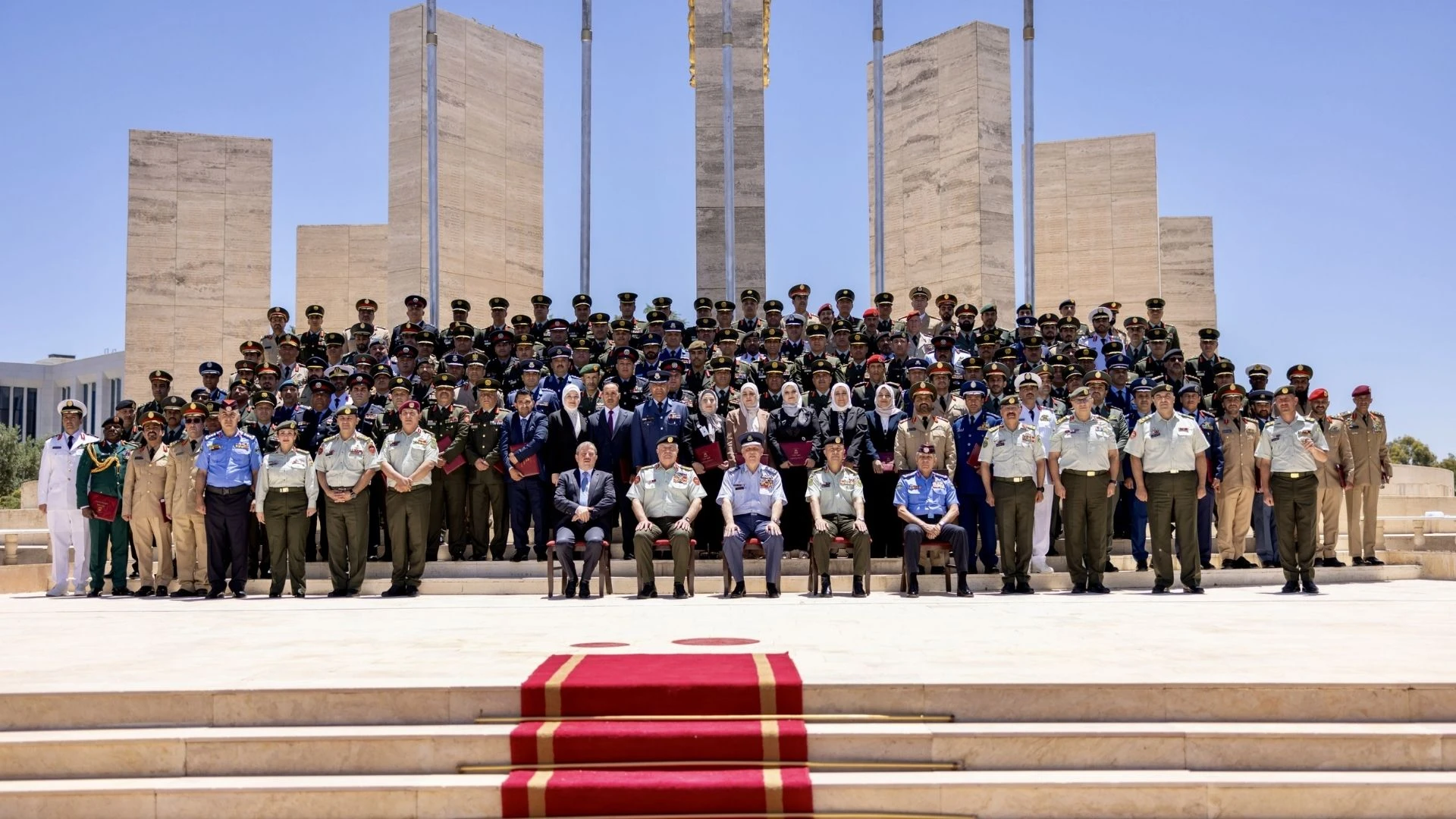 HRH Prince Feisal Bin Al Hussein, the Regent, on Monday attends the graduation ceremony of the 23rd National Defence Course at the Royal Jordanian National Defence College
(Petra photo)