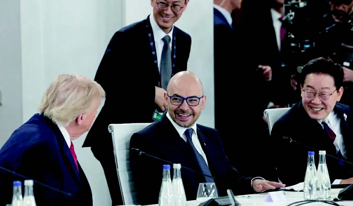 From left to right: US President Donald Trump, Google DeepMind CEO Demis Hassabis and South Korean President Lee Jae-myung at a working lunch meeting during the G-7 summit in Evian, France, on Wednesday (AFP photo)