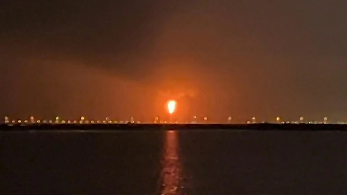 This frame grab from AFPTV video footage on June 21, 2026, shows an explosion at Qatar's Ras Laffan industrial zone, home to the world's largest liquefied natural gas hub, as the result of a "technical incident", the interior ministry says (AFP photo)