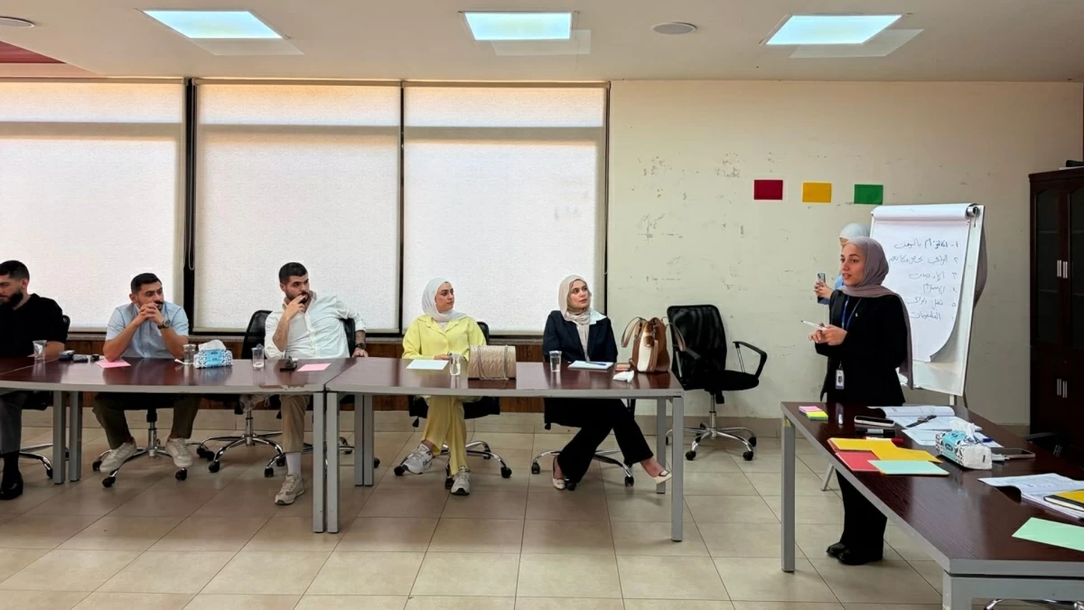 The four-month programme targets members of youth centres to enhance political empowerment, raise awareness of democratic processes and prepare a new generation of young leaders
(Petra photo)