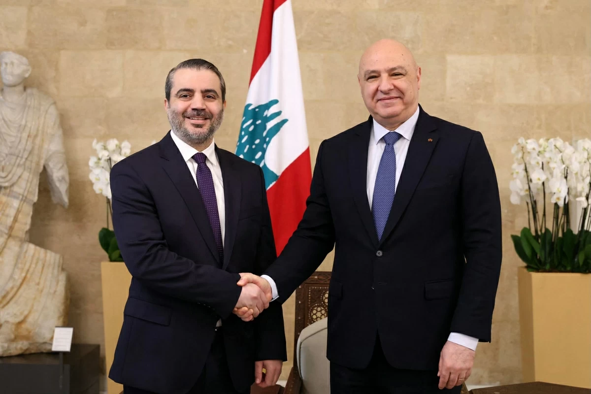 This handout photograph released by the Lebanese Presidency press office shows Lebanon's President Joseph Aoun (R) meeting with Syria's Foreign Minister Asaad Al Shaibani at the presidential palace in Baabda on July 2, 2026 (AFP photo)