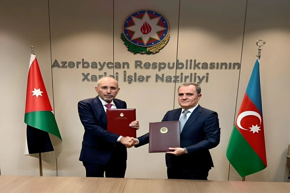 Deputy Prime Minister and Minister of Foreign Affairs Ayman Safadi on Wednesday meets with Azerbaijani Foreign Minister Jeyhun Bayramov (Photo courtesy of Foreign Ministry)