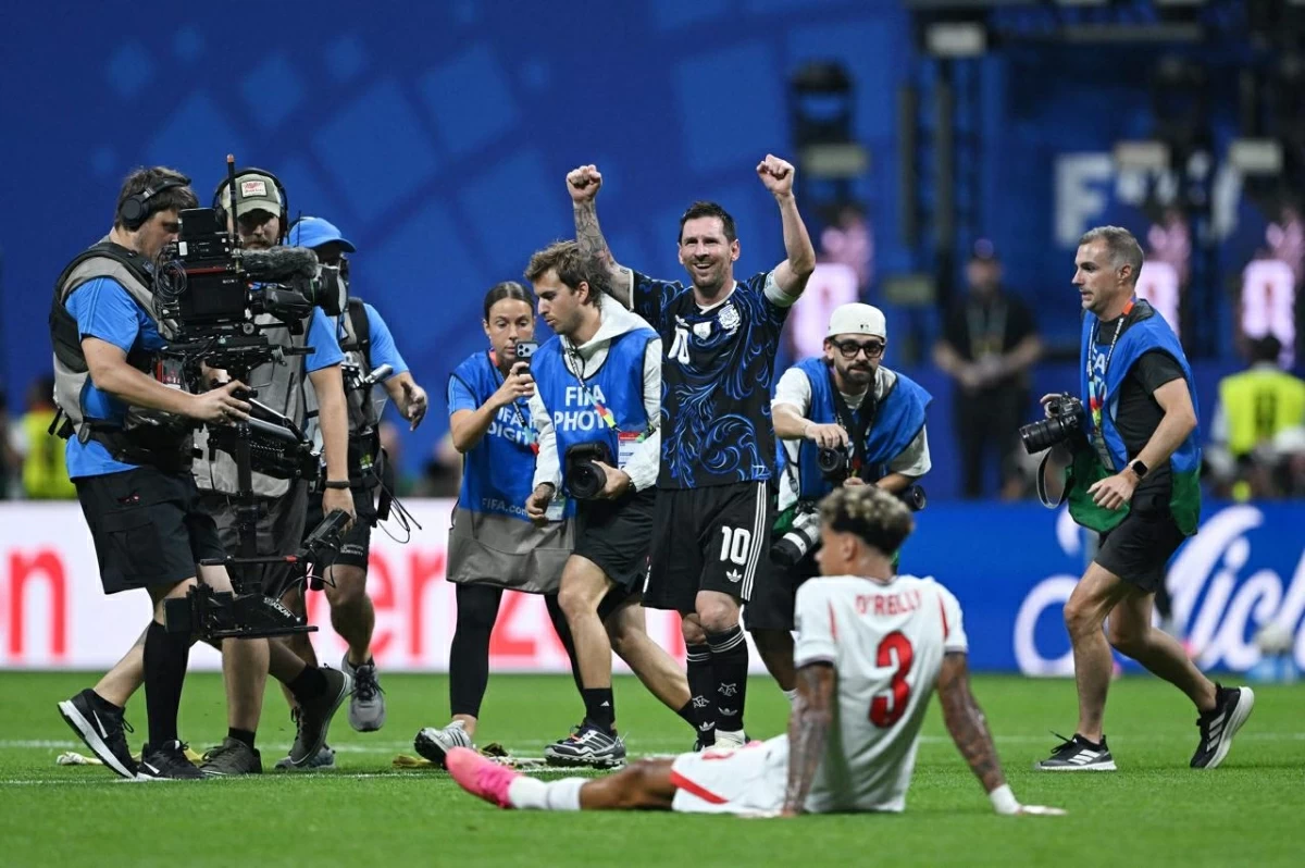Lionel Messi #10 of Argentina celebrates after the 2-1 win during the FIFA World Cup 2026 Semi Final match between England and Argentina at Atlanta Stadium on July 15, 2026 in Atlanta, Georgia (AFP photo)