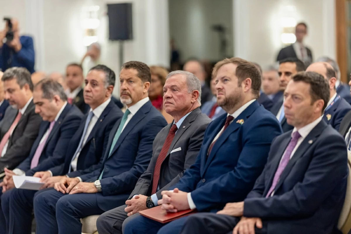 His Majesty King Abdullah on Thursday attends the opening session of the Jordan-United Kingdom Business Forum in London (Photo courtesy of Royal Court)
