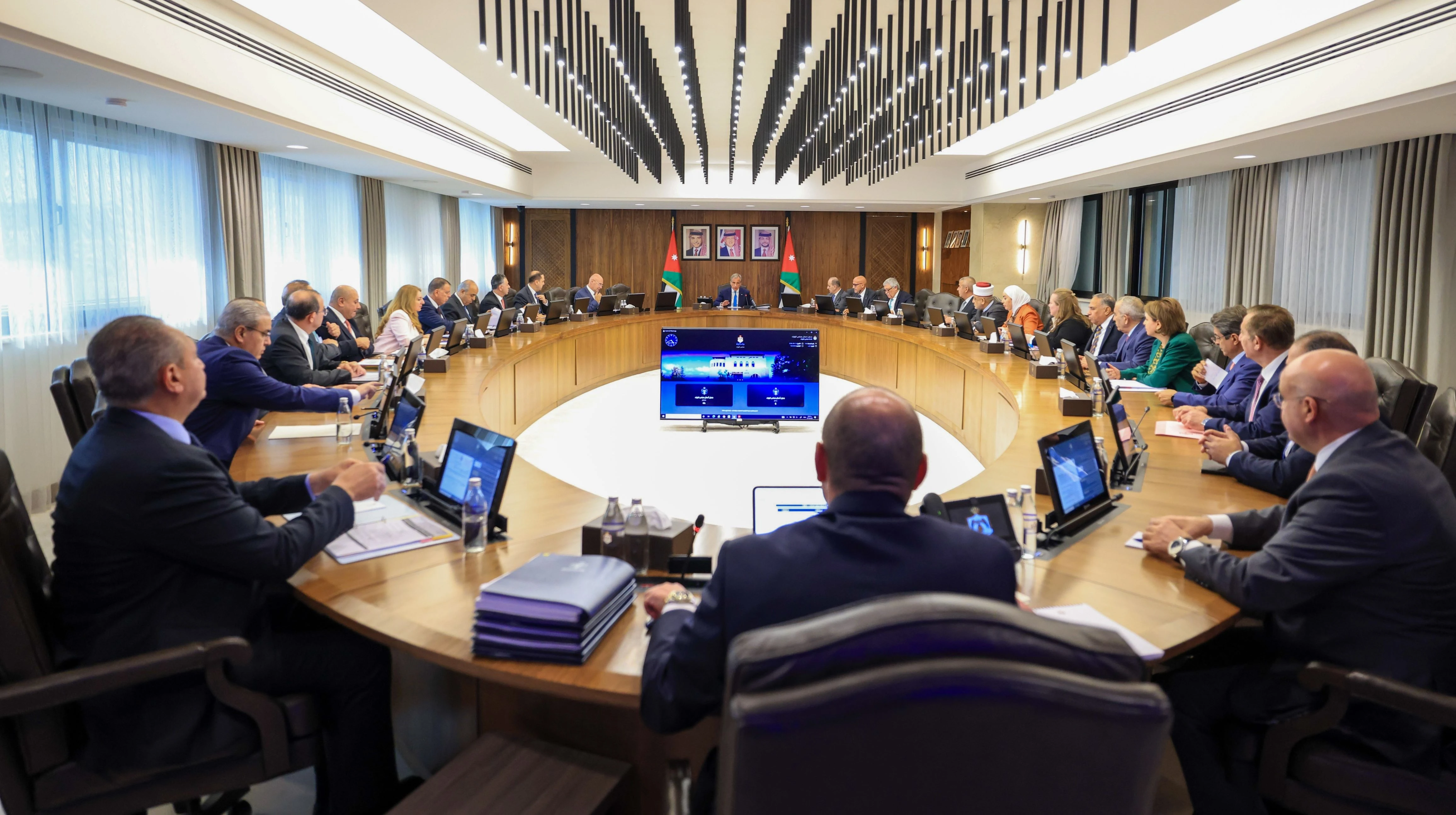 Cabinet allocates JD10m to Student Support Fund to assist additional 10,000 university students