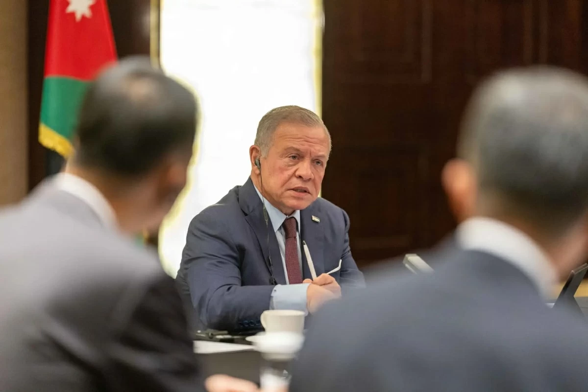 King holds meeting with leading Chinese companies in Beijing