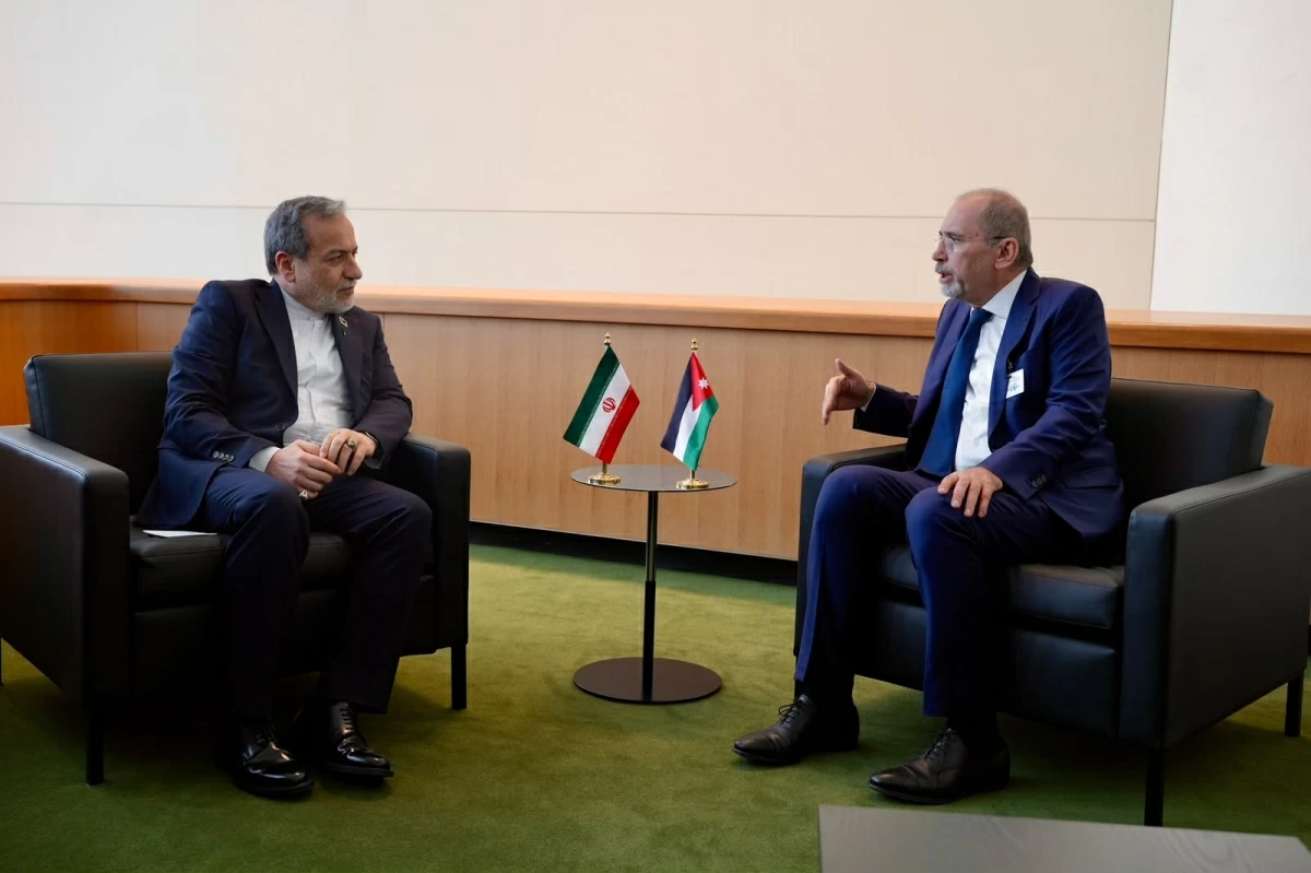 Safadi denounces Iranian attacks on Jordan, Arab states