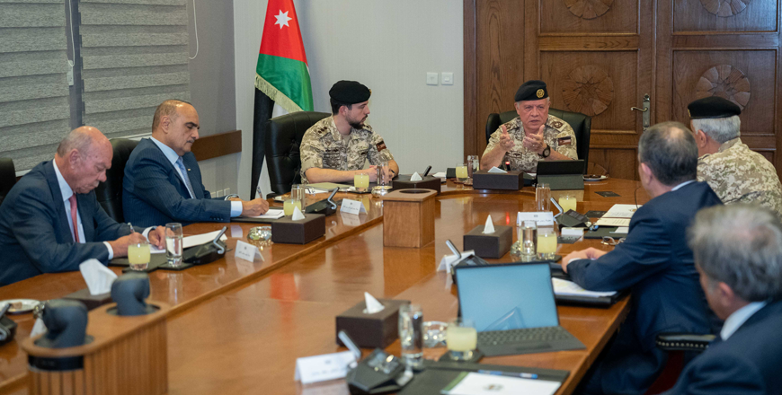 King chairs meeting at JAF HQ | Jordan Times