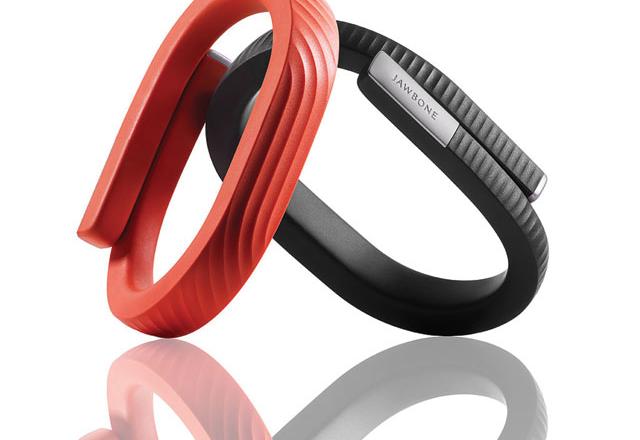 Fitness Tracker Comparison: Fitbit vs. Jawbone