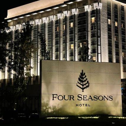 Four Seasons Hotels and Resorts, Luxury Hotels