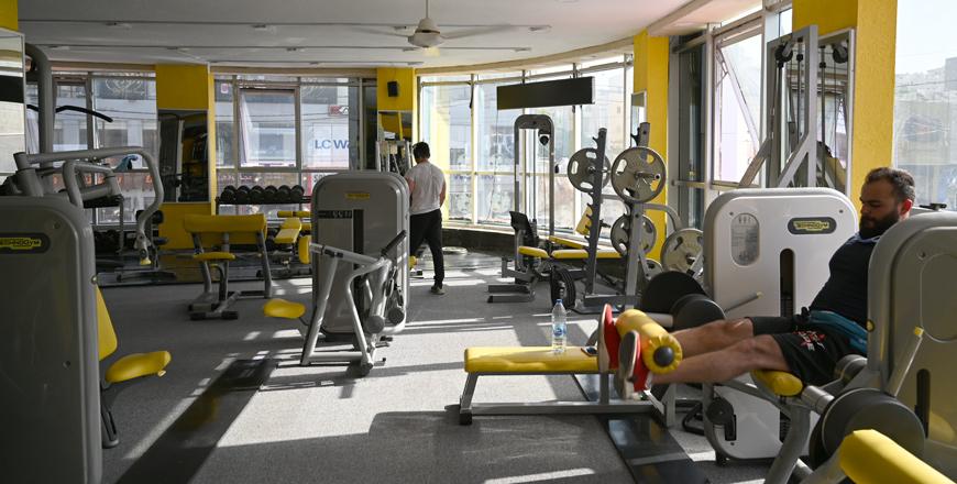 Health enthusiasts struggle to stay fit amid gym closures