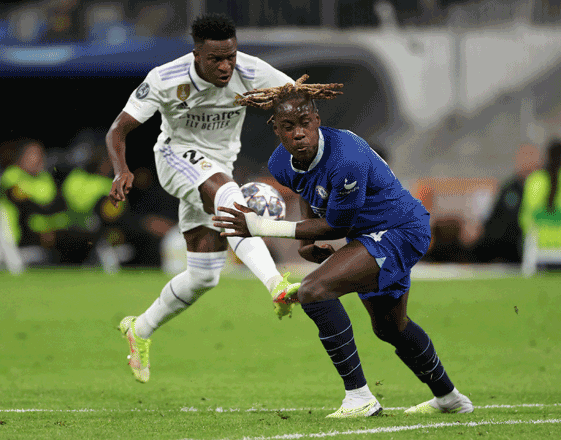 Vinícius, Benzema lead Real Madrid past Chelsea 2-0 in CL - The