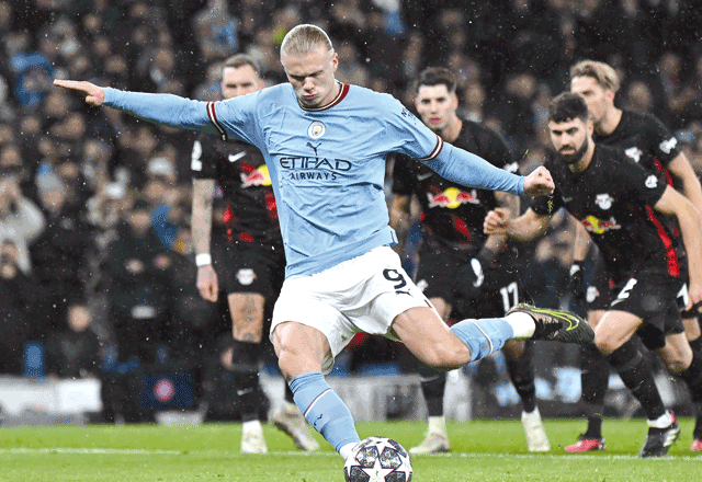 Erling Haaland leads Manchester City's smooth advance to Champions League  last 16