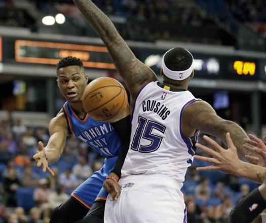 Video: Sacramento Kings' Rajon Rondo's behind-the-back pass