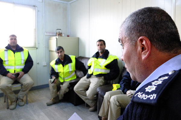 The Community Police Assistant Programme recruits Public Security Department retirees to provide security for Syrian refugees (Photo courtesy of CPAP)