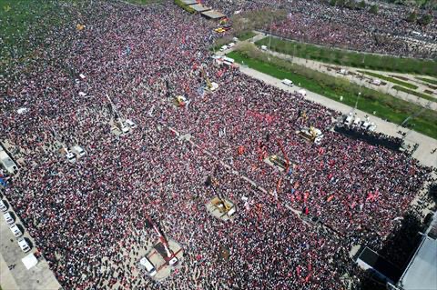 This handout photograph taken and released by the Republican People's Party (CHP) press office on March 29, 2025, shows an aerial view of a large crowd gathering during a rally called by the CHP in n Maltepe, on the outskirts of Istanbul (AFP photo)