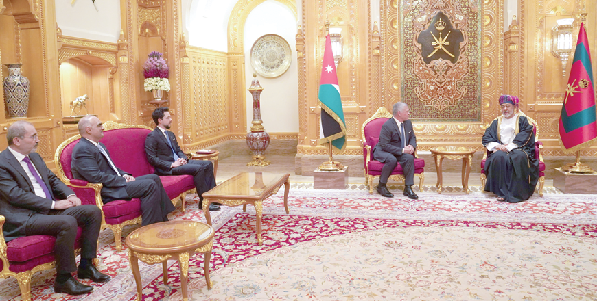 His Majesty King Abdullah and Sultan Haitham Bin Tarik of Oman hold talks at Al Alam Palace, attended by HRH Crown Prince Hussein, on Tuesday (Photo courtesy of Royal Court)