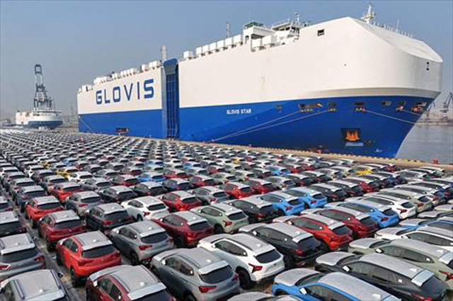 This file photo taken on September 11, 2023 shows BYD electric cars waiting to be loaded on a ship are stacked at the international container terminal of Taicang Port at Suzhou Port, in China’s eastern Jiangsu Province. China Out - (AFP photo)