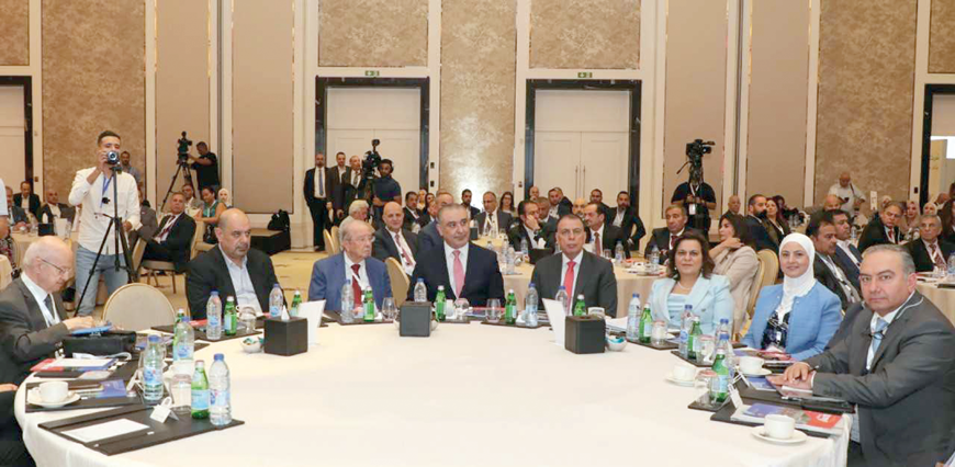 Officials during the launch of the 8th Conference of Jordanian Expatriate Businessmen and Investors in Amman on Saturday (Petra photo)