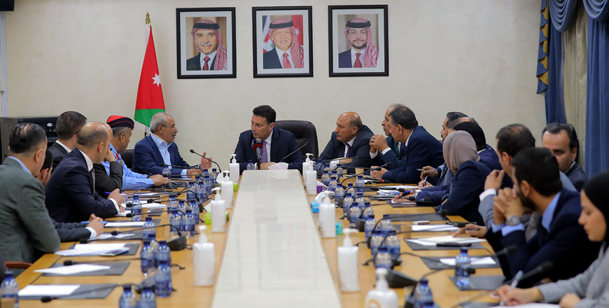 Lower House Speaker Ahmad Safadi, Minister of Justice Ahmad Ziadat and Director of the Correctional and Rehabilitation Centres Department Brig. Falah Al Majali, and other officials during a meeting of the  parliamentary legal committee on Wednesday (Petra photo)